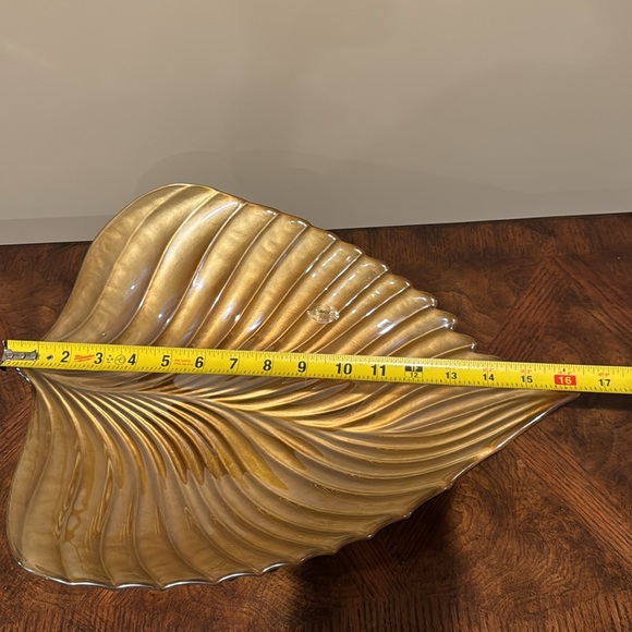 NEW Decorative Leaf Plate - Picture 8 of 13
